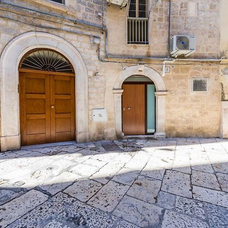 San Nicola Old Town Apartment Casatuabari Extérieur photo